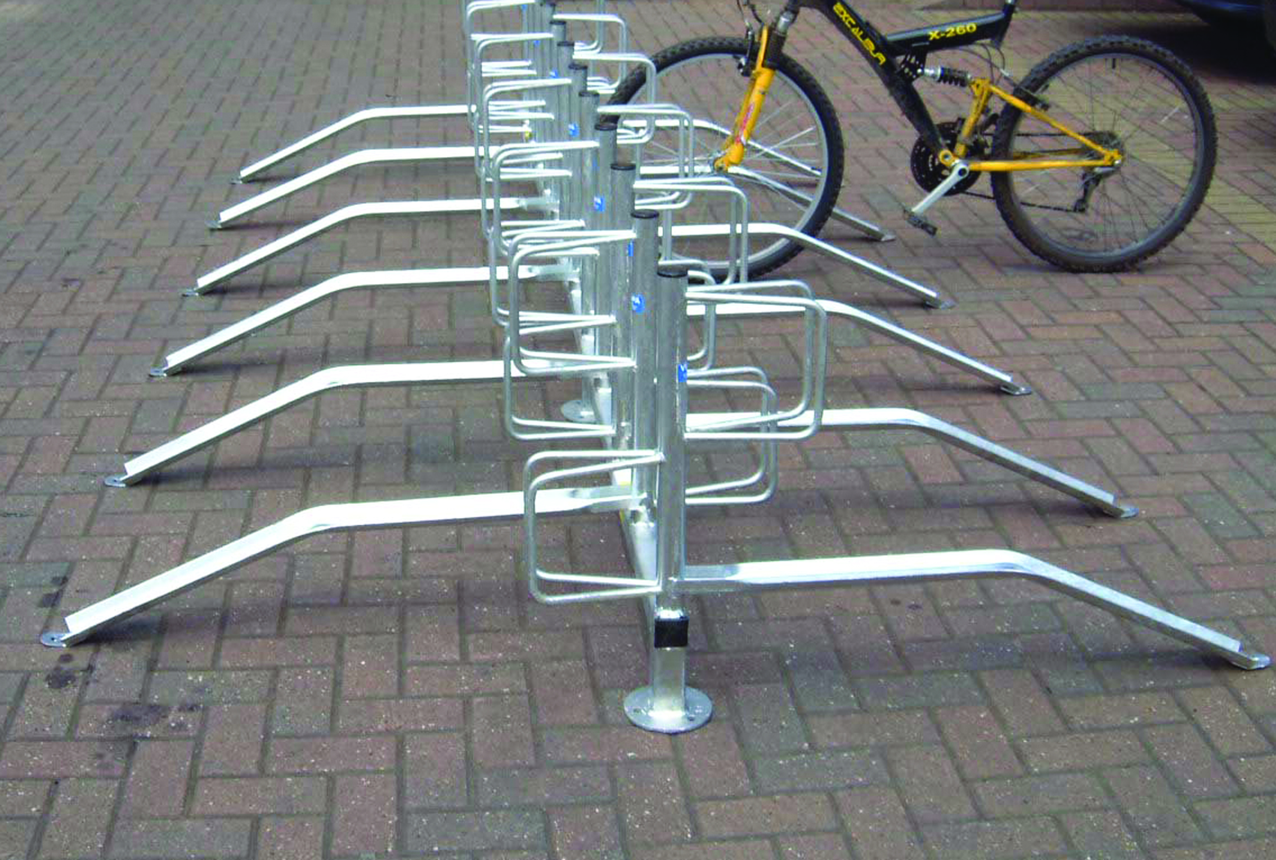 Heritage Type E Cycle Rack for Cycle Control & Parking