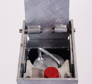 RetractaPost-GL 500 (Galvanised) banner image