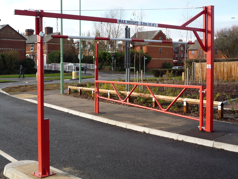 Single Swing Height Restrictor with Swing Gate banner image